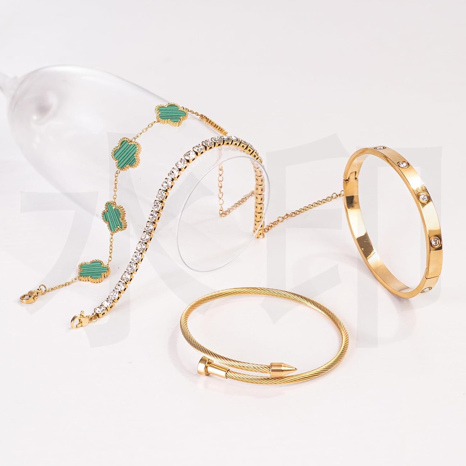 Gold clover bracelet set trendy jewelry display