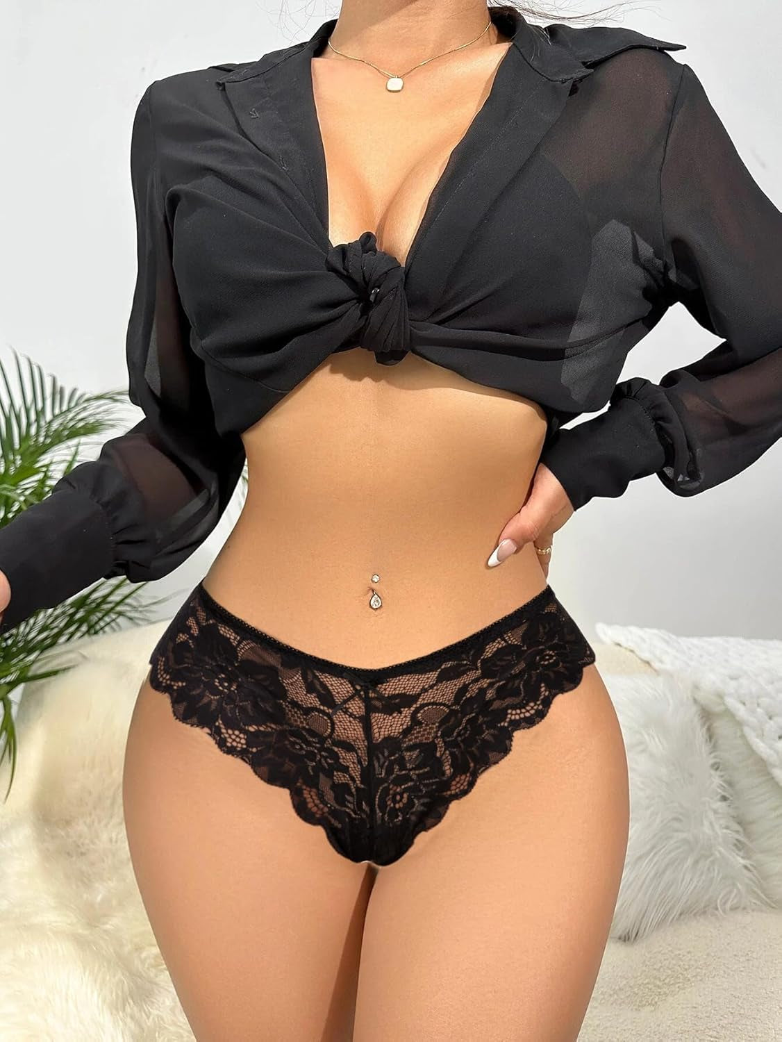 Comfortable cheeky lace panties for women everyday wear
