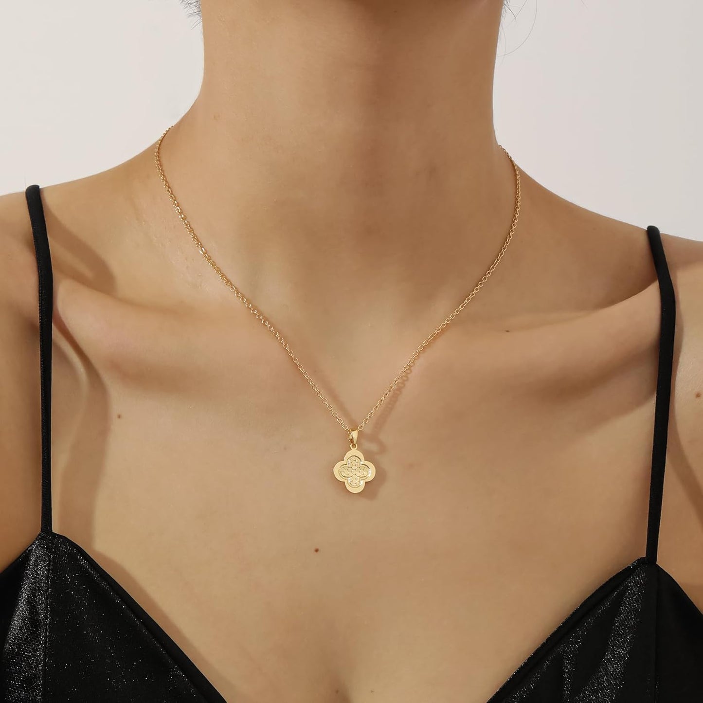 Gold Clover Necklace for Women Dainty 14K Gold Plated Pendant Necklace Adjustable Chain Choker Charm Colorful Clover Pendant Lucky Necklaces for Women Jewelry