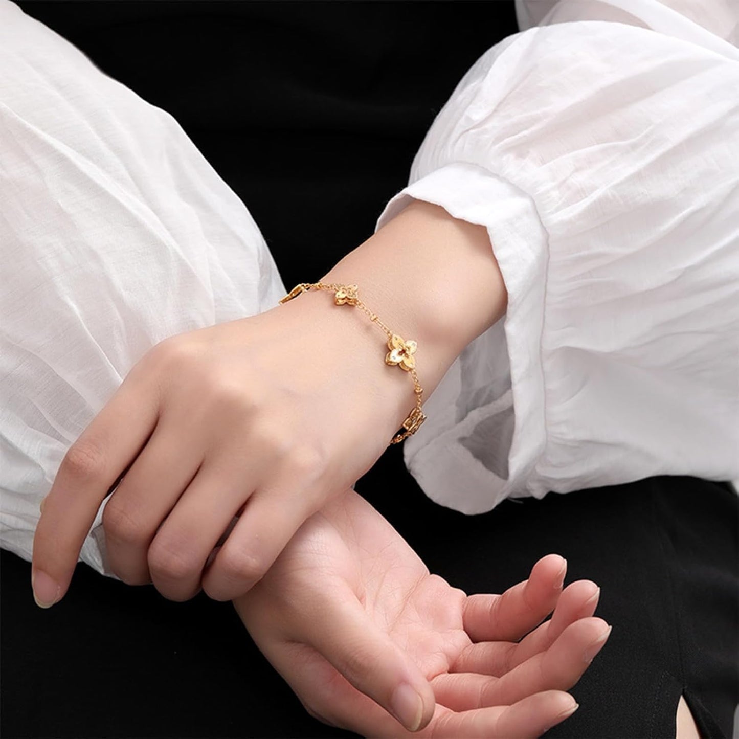 18K Gold Plated Clover Bracelet for Women, Hollow Four Leaf Clover Bracelet, Cross Flower Chain, Jewelry Gift for Birthday and Valentine'S Day with Gift Box