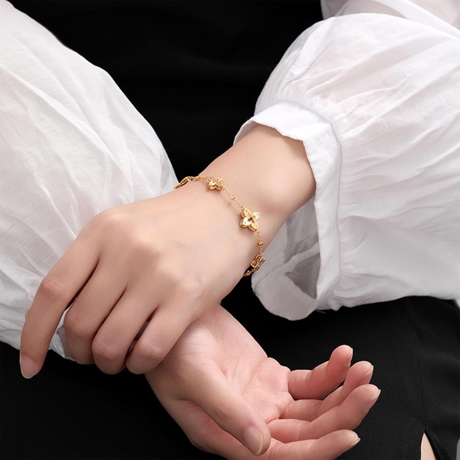 18K Gold Plated Clover Bracelet for Women, Hollow Four Leaf Clover Bracelet, Cross Flower Chain, Jewelry Gift for Birthday and Valentine'S Day with Gift Box