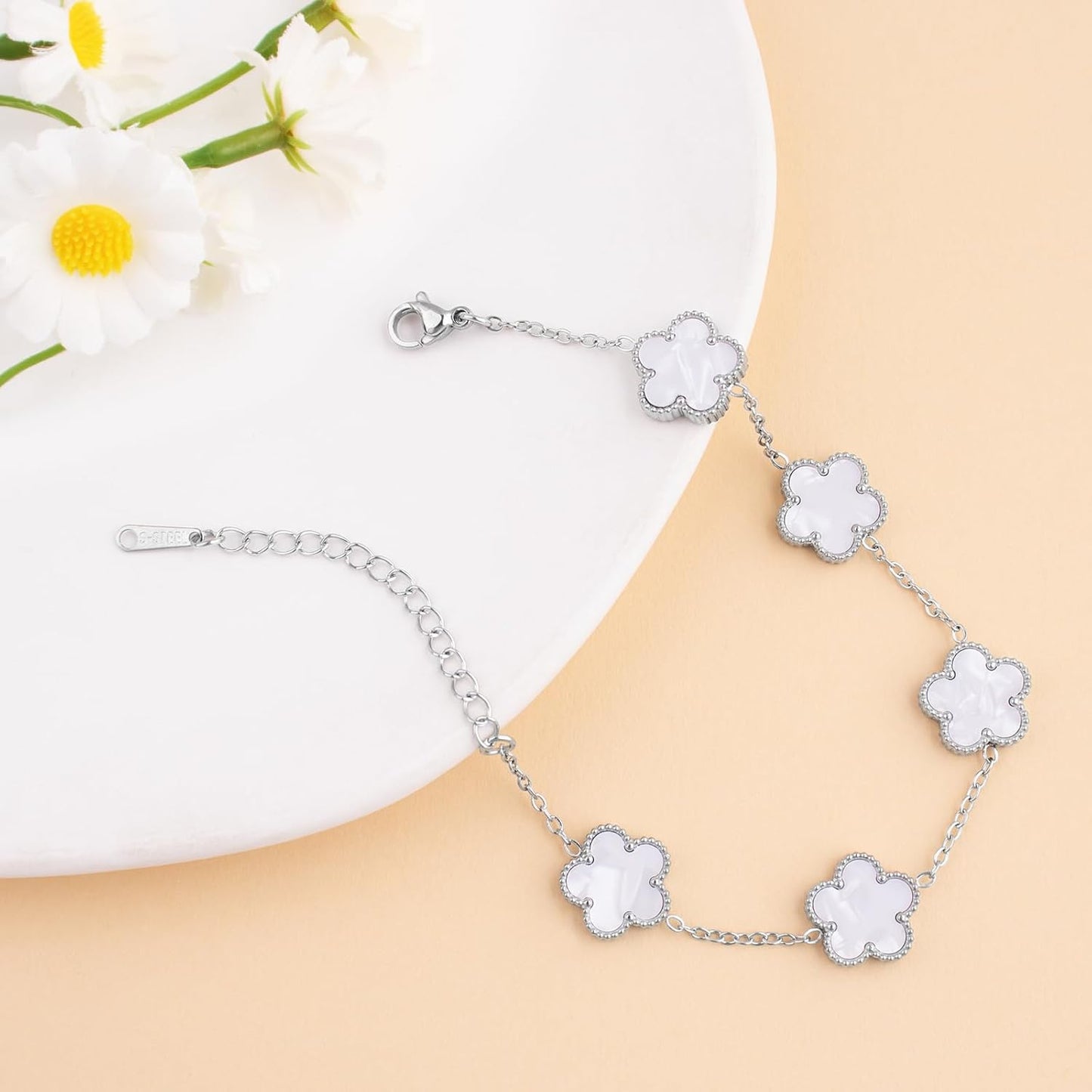 18K Silver/Gold Bracelets Set for Women (Skin-Friendly&Fade-Resistant) Four Leaf Clover Trendy Lucky Bracelet (Double Sided) Silver/Gold Jewelry Set for Women Birthdays Holidays Gifts 3Pcs