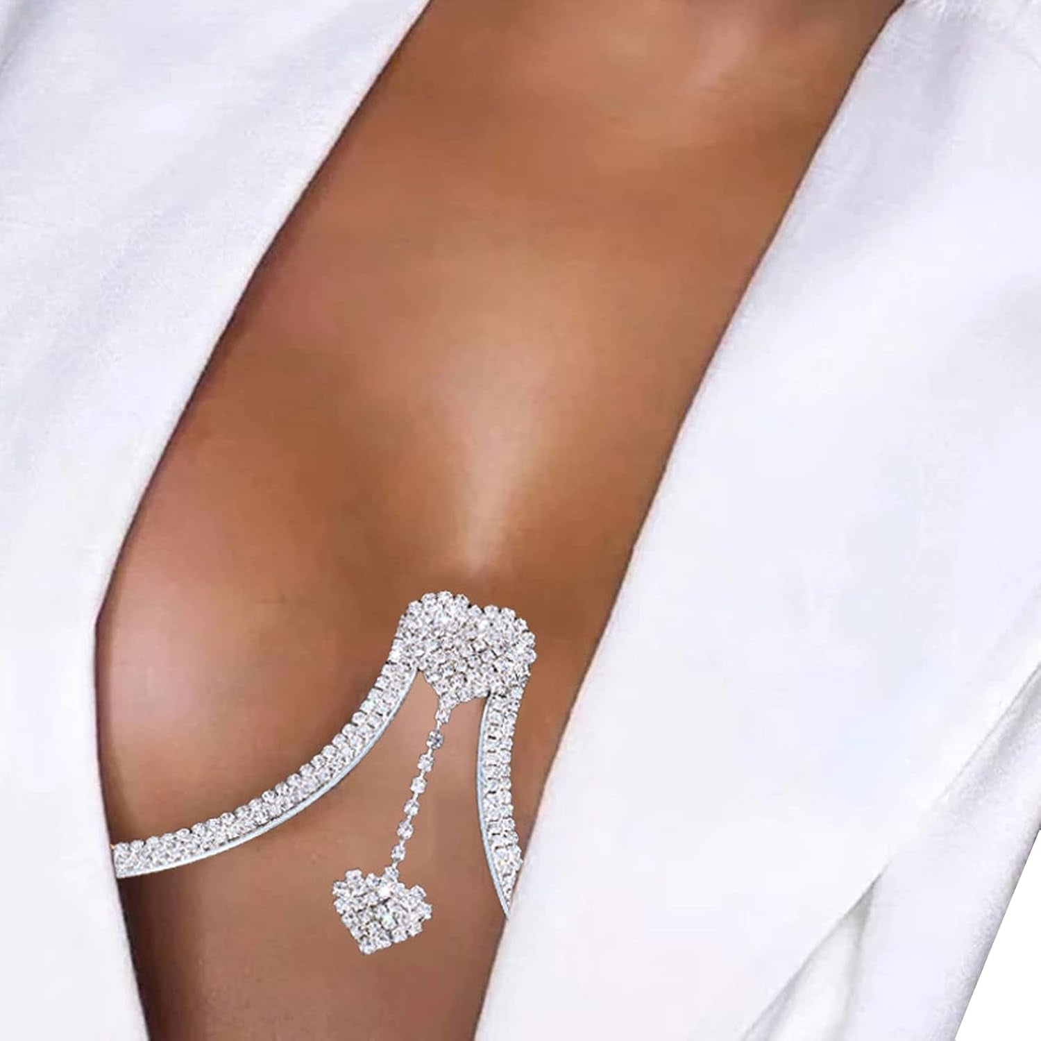 Rhinestone Chest Bracket Chain Trendy Crystal Heart Pendant Bra Chain Sexy Bikini Body Chain Jewelry for Women