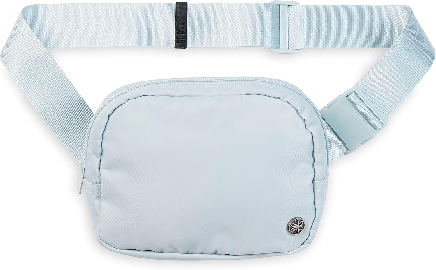Man wearing Gaiam running belt for gym and exercise