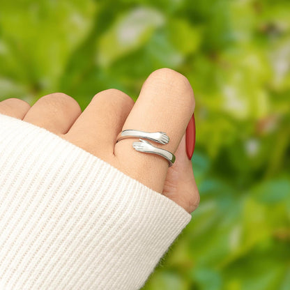 Hope Rings granddaughter hug ring with message detail