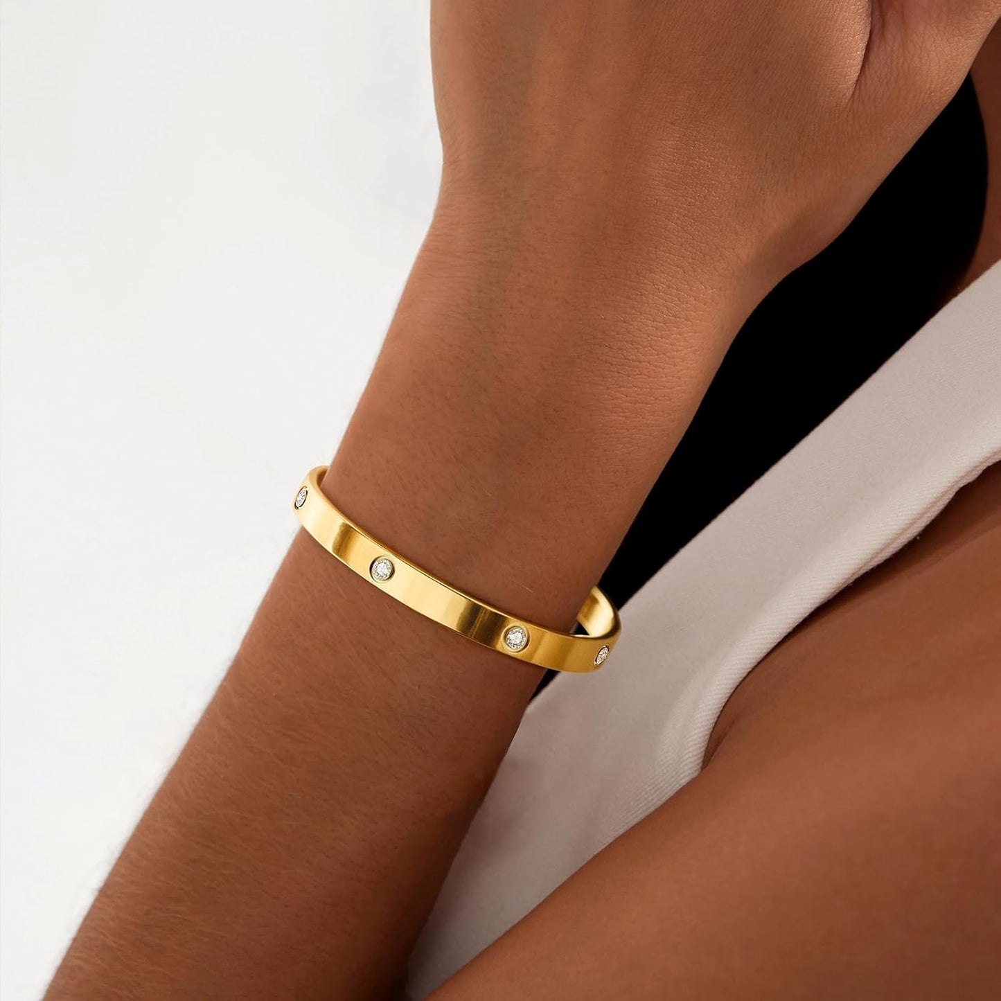 18K Gold Plated Bracelets for Women Dainty Gold Bangle Cuff Bracelets Non Tarnish Love Friendship Jewelry Gifts