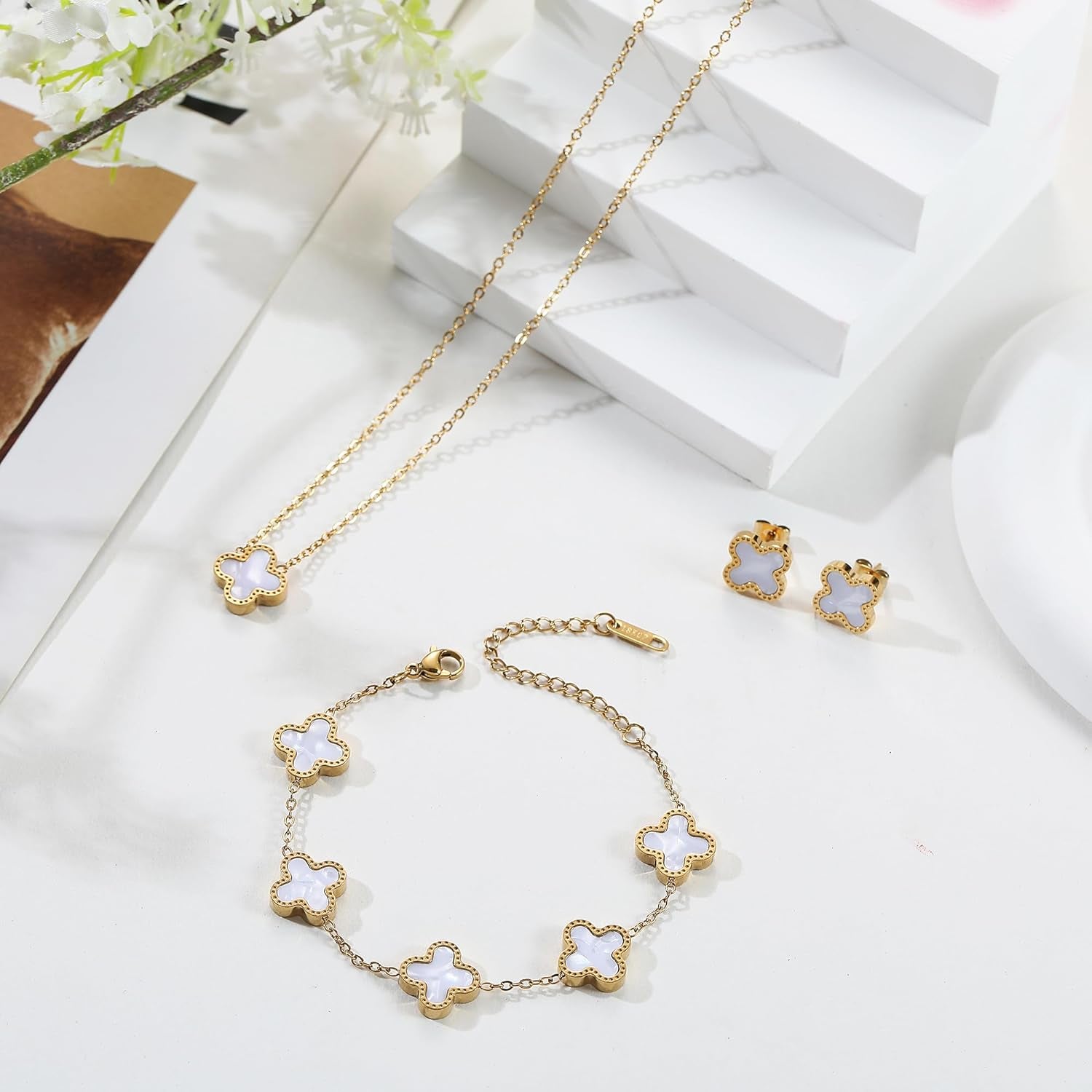 Lucky Clover Sets, 18K Gold Plated Four Leaf Bracelet, Necklace Pendant, Earrings for Women Flower Link Bracelets Set Jewelry Gifts for Women