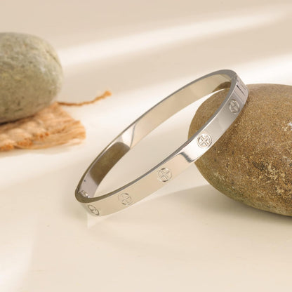 Wedding couple love bracelet cuff with polished gold plated surface