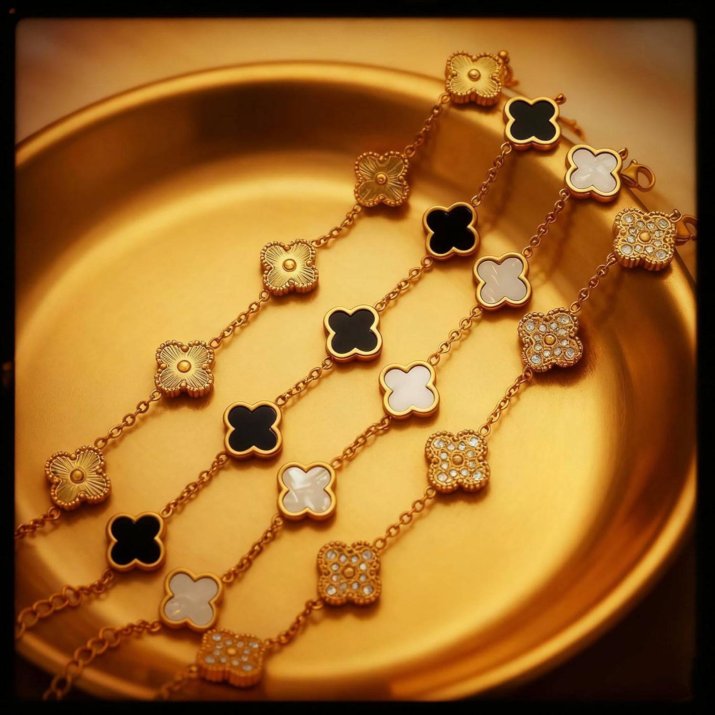 18K Gold-Plated Four-Leaf Clover Clover Women'S Lucky Bracelet White/Black/Red/Green Flower/Gold Four-Leaf Link Bracelet Fashionable Jewelry Gifts for Women