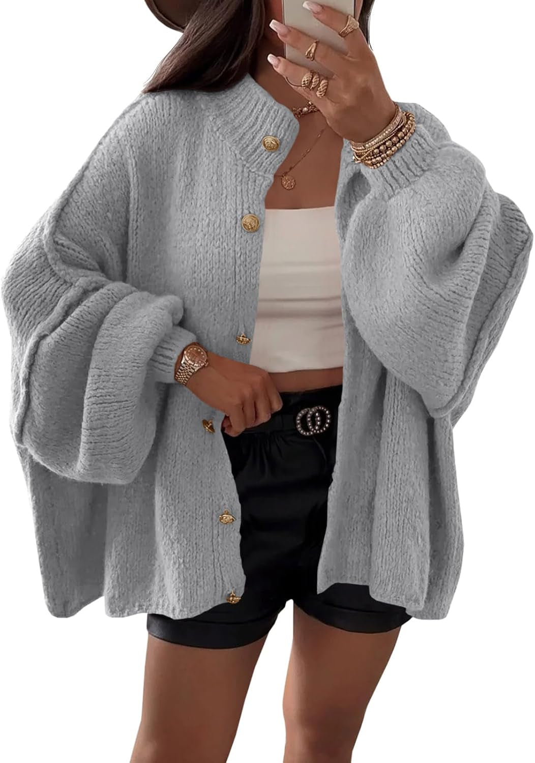 Close-up of soft chunky knit fabric texture