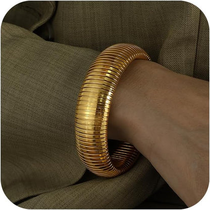18K Gold Plated Bracelets for Women Gold Bangles for Women Chunky Bangle Bracelets for Women Bracelets Stack Tarnish Free Bangle Set of 3 for Women Accessories for Her Gifts