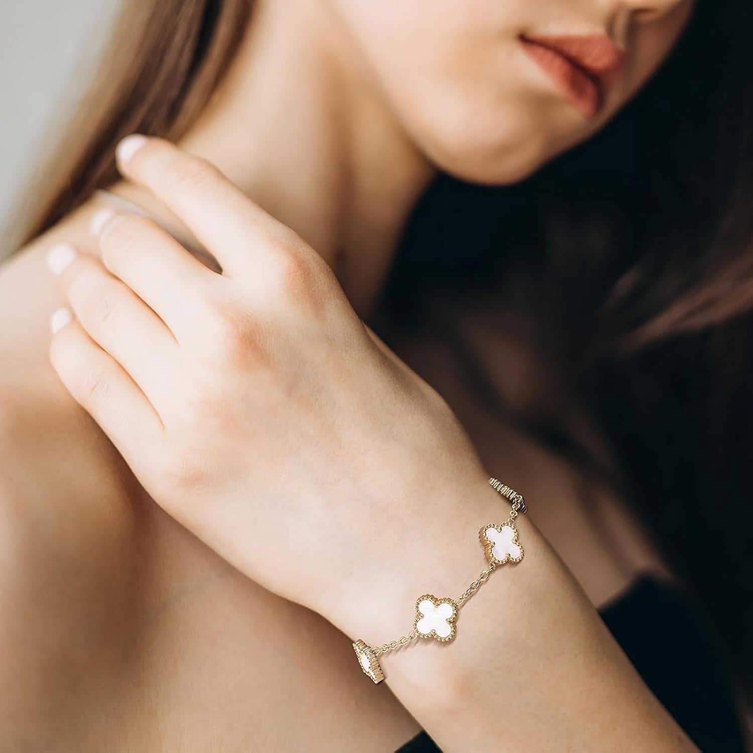 White Clover Jewelry Set for Women 18K Gold Plated Lucky Four Leaf Clover Necklace, Floral Link Chain Bracelet Elegant Earrings Romantic Charm Gift Set for Mom, Wife, Daughter, Girlfriend, Her