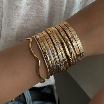 KISS WIFE Golden Bangles for Women, Adjustable Bangle Bracelets, Multi Layer Open Stackable Cuff Bracelet Set, Fashion Accessories Jewelry Gifts for Women