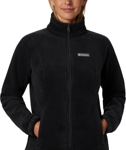 Front view of full zip Columbia Benton Springs jacket