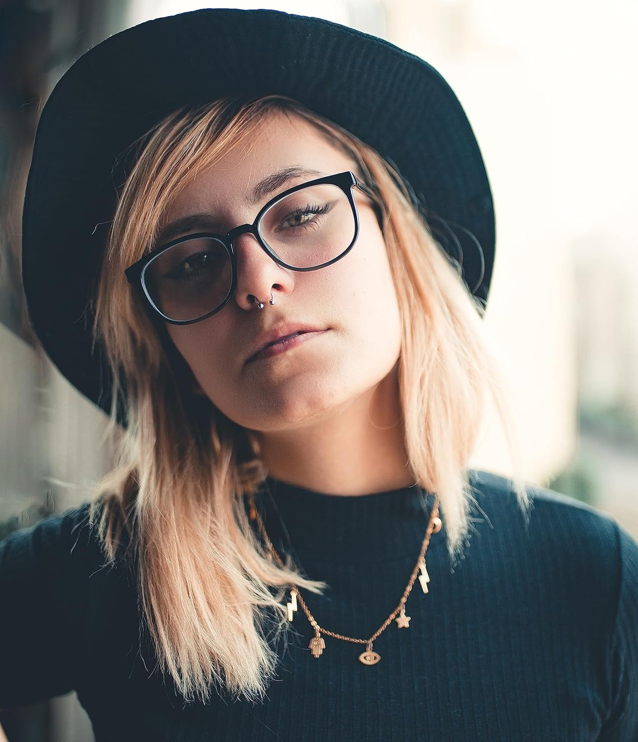 4-6PCS Fake Nose Ring Fake Septum Ring Magnetic Nose Ring Magnetic Septum Nose Ring Magnet Septum Piercing Fake Piercings Faux Nose Rings for Women Men Clip on Nose Ring Non Piercing