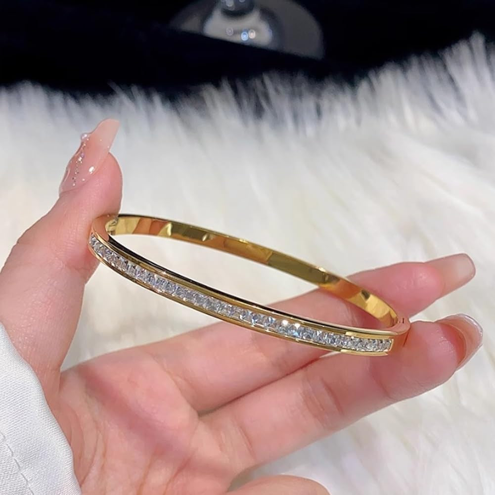 4-Piece Elegant Stainless Steel Bracelet Set Fashionable Classic Design Women Beaded Gold Bead Bracelets Stackable Bangles with Love & Friendship Theme Stainless Steel Jewelry