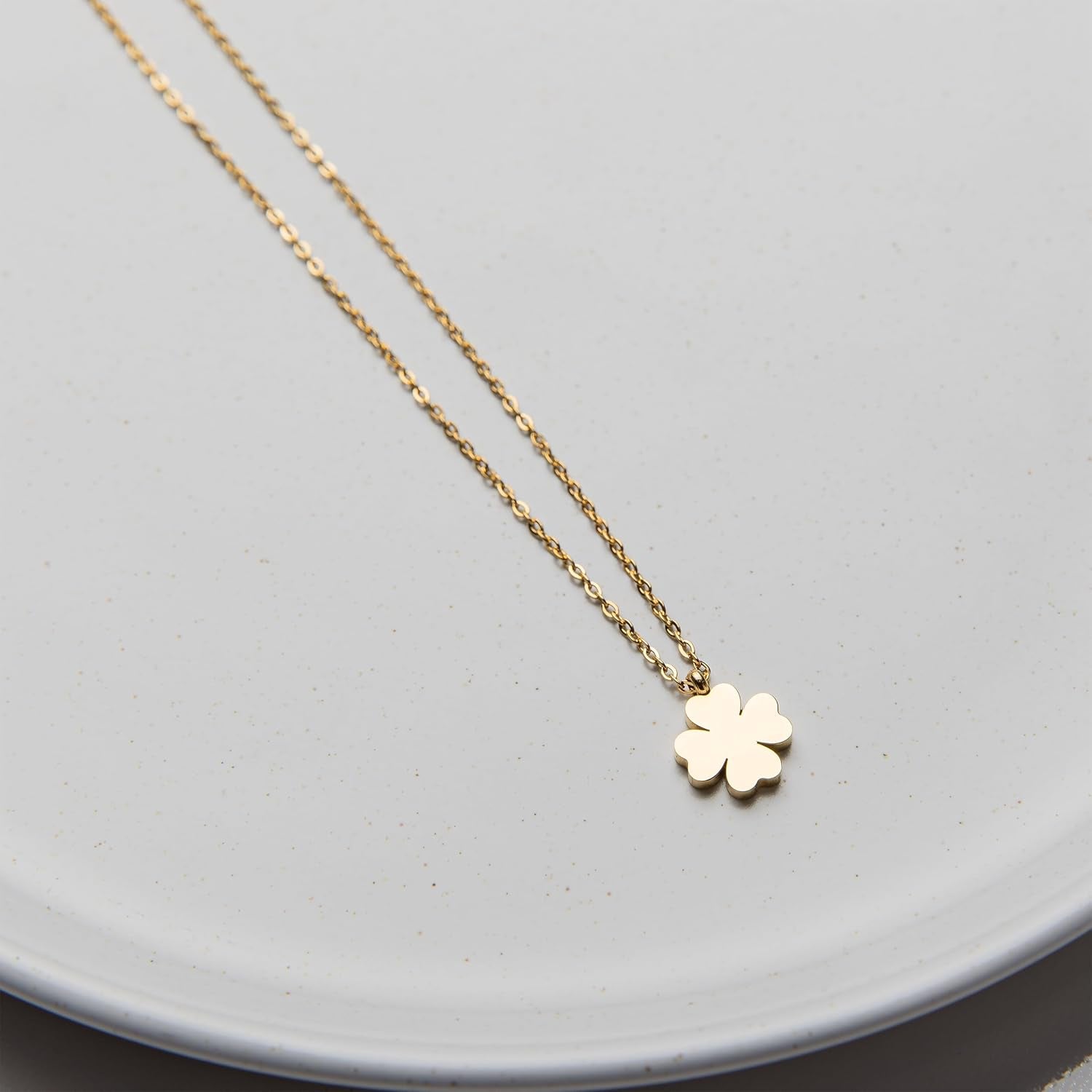 Four Leaf Clover Necklace - 18K Gold Plated Cute Shamrock Necklaces, Unique Dainty Heart Jewelry, Lucky Charm Pendant for Women