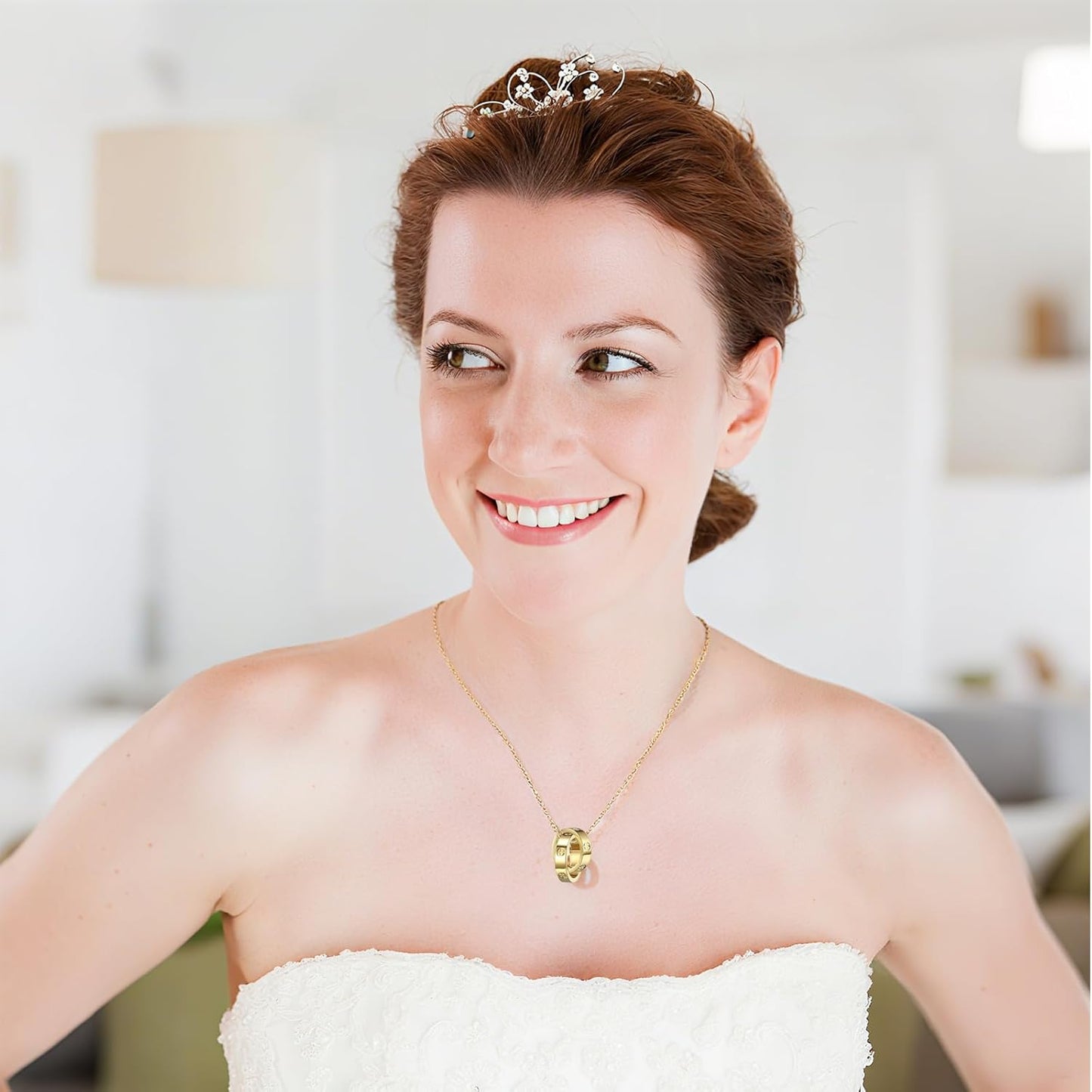 18K Gold-Plated Interlocking Circles Love Necklace for Women, Adjustable Stainless Steel Silver Pendant Necklace, Unique Gifts for Women on Birthday Christmas Valentines