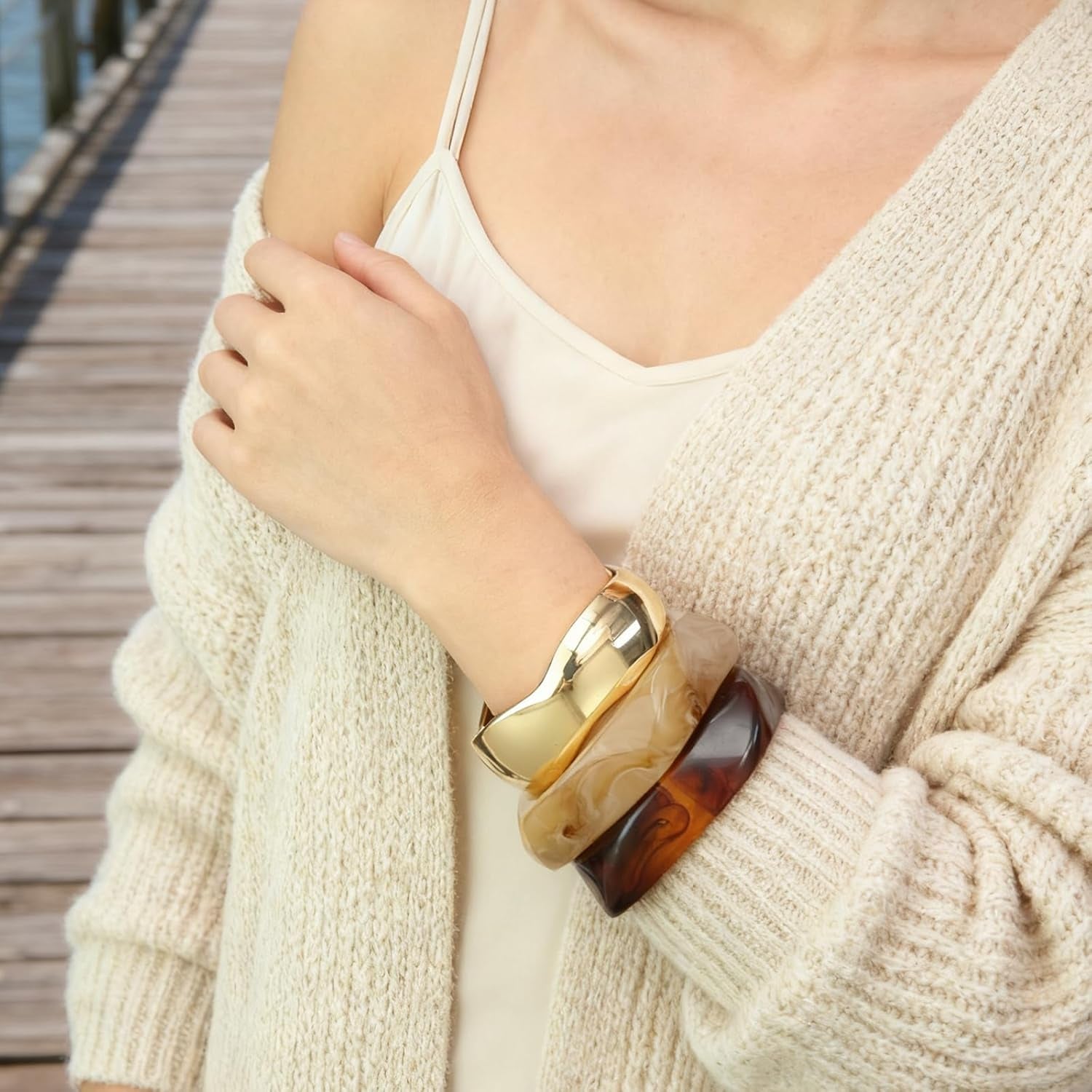 Chunky Acrylic Bangle Bracelets Set for Women Colorful Statement Resin Bangles Bracelets Trendy Jewelry