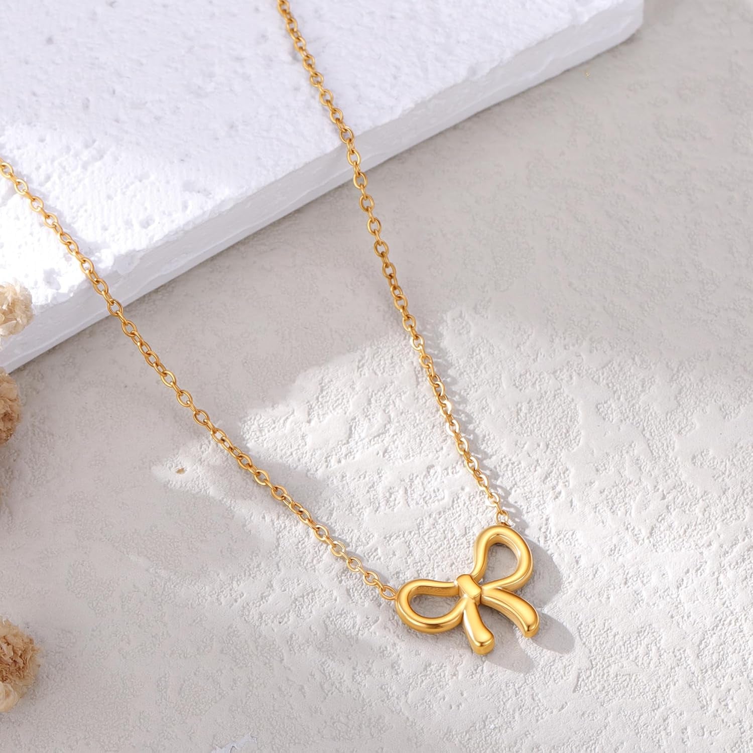 Gold Bow Necklace for Women - 18K Gold Plated Dainty Gold Necklace Cute Small Tiny Bow Pendant Choker Chain Necklaces Trendy Necklaces for Women Gold Jewelry Gift