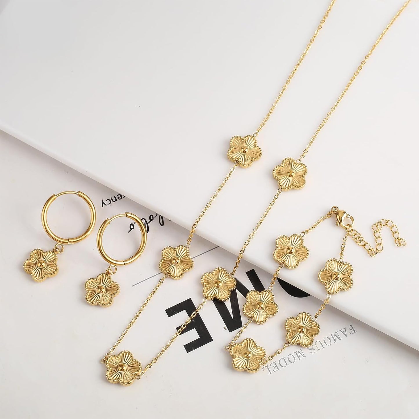 Gold Clover Jewelry Set with Flower Design Four Leaf Clover Necklace for Women Lucky Clover Bracelet Earrings for Friends 3Pcs Floral Style Clover Jewelry Gifts