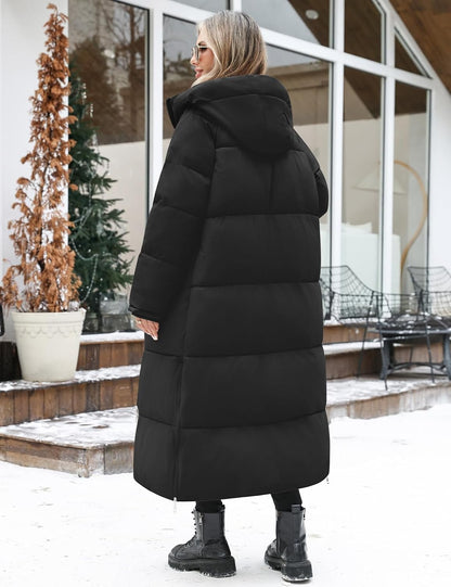 Close-up of quilted padding texture on HEEKPEK winter outerwear
