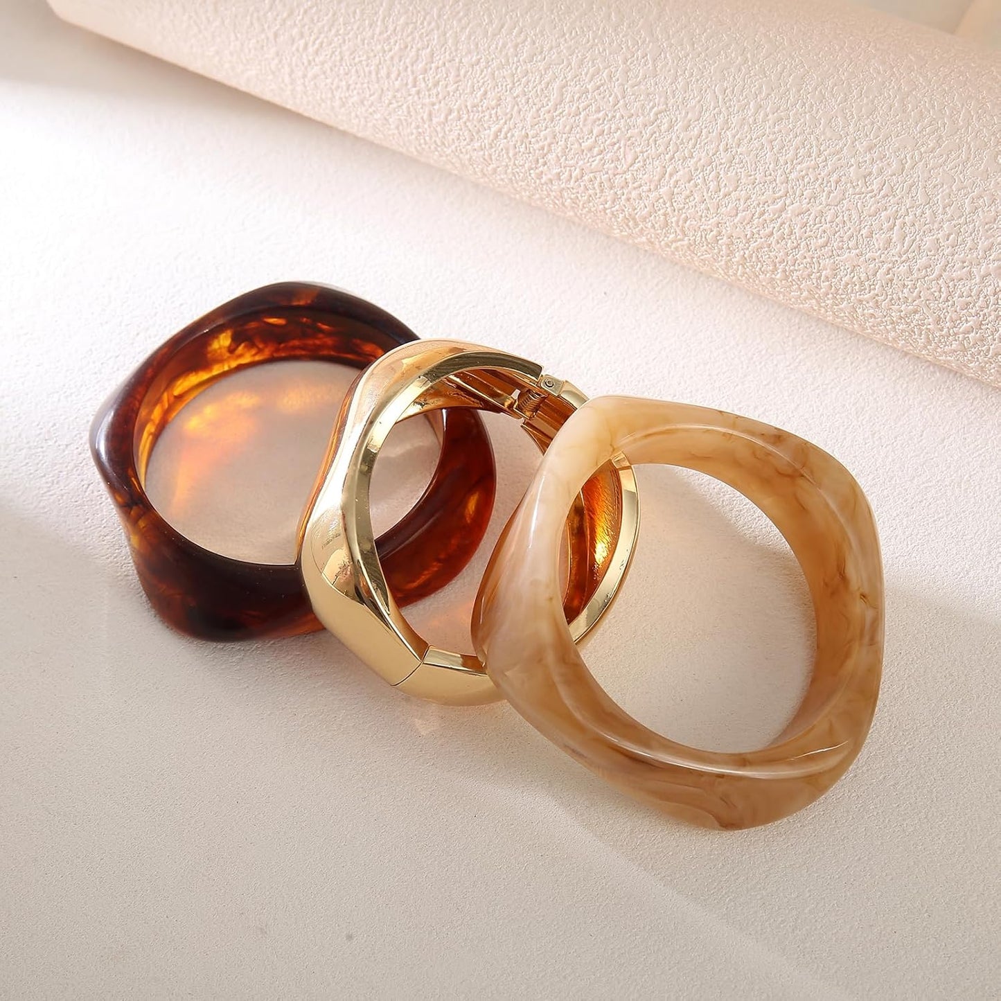 Chunky Acrylic Bangle Bracelets Set for Women Colorful Statement Resin Bangles Bracelets Trendy Jewelry