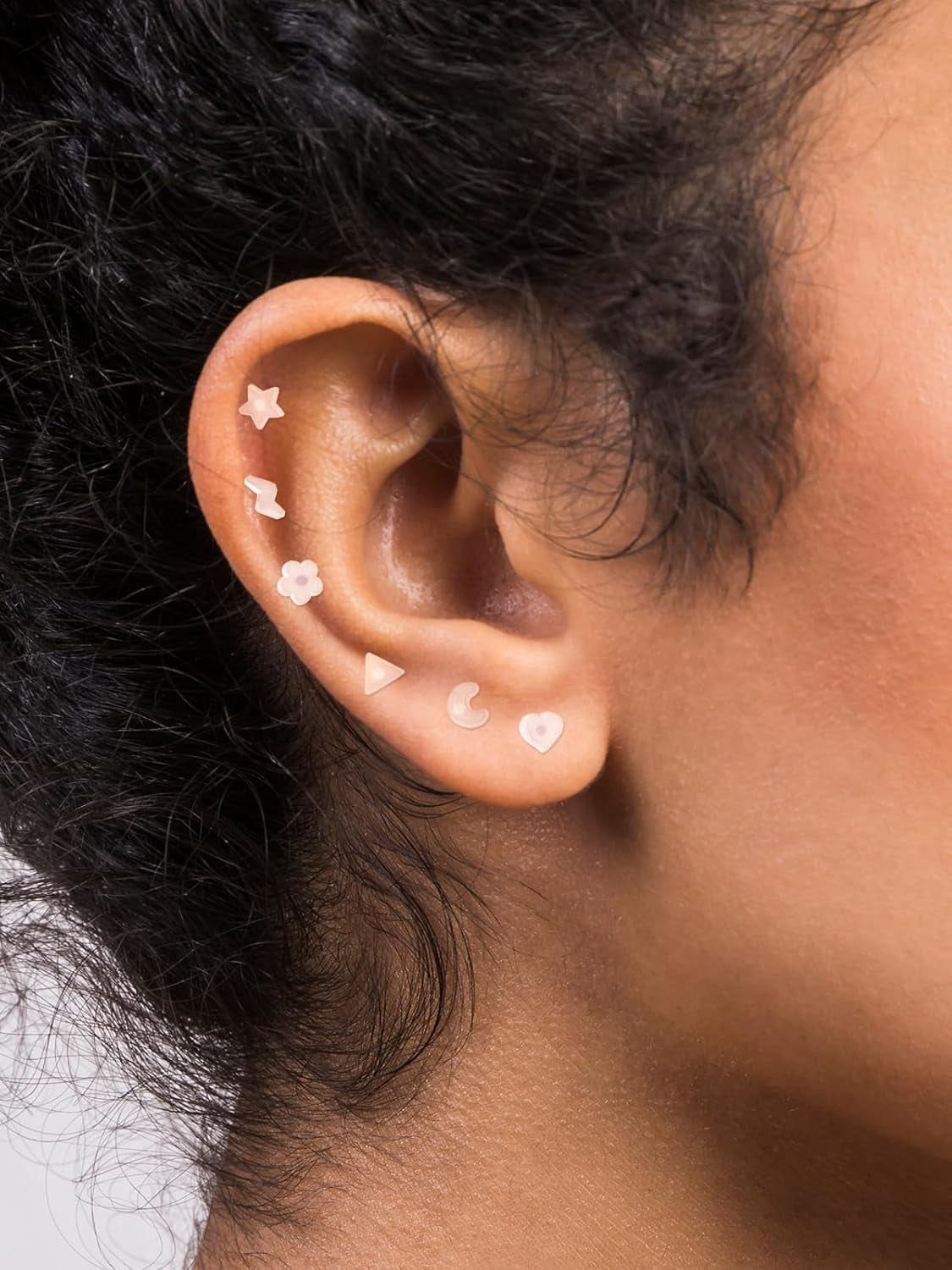 Piercingj Clear Acrylic Cartilage Earrings 16G Plastic Tongue Tragus Ring Cute Heart Star Nose Lip Stud Barbell Black Helix Piercing Retainer for Sports Surgery Work