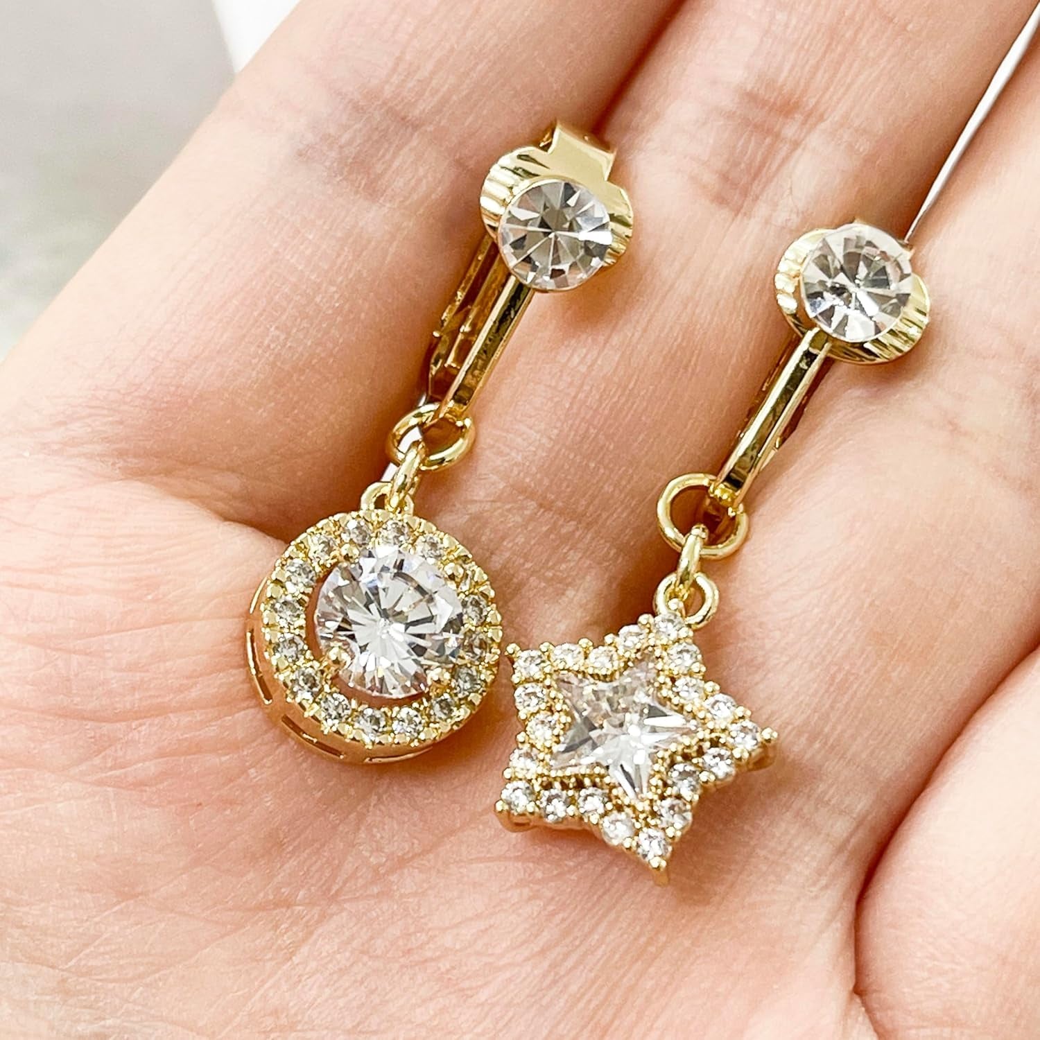 2Pcs CZ round Star Fake Belly Button Rings for Women Surgical Steel Clip on Non-Piercing Fake Navel Rings Sparkling Crystal Fake Belly Jewelry