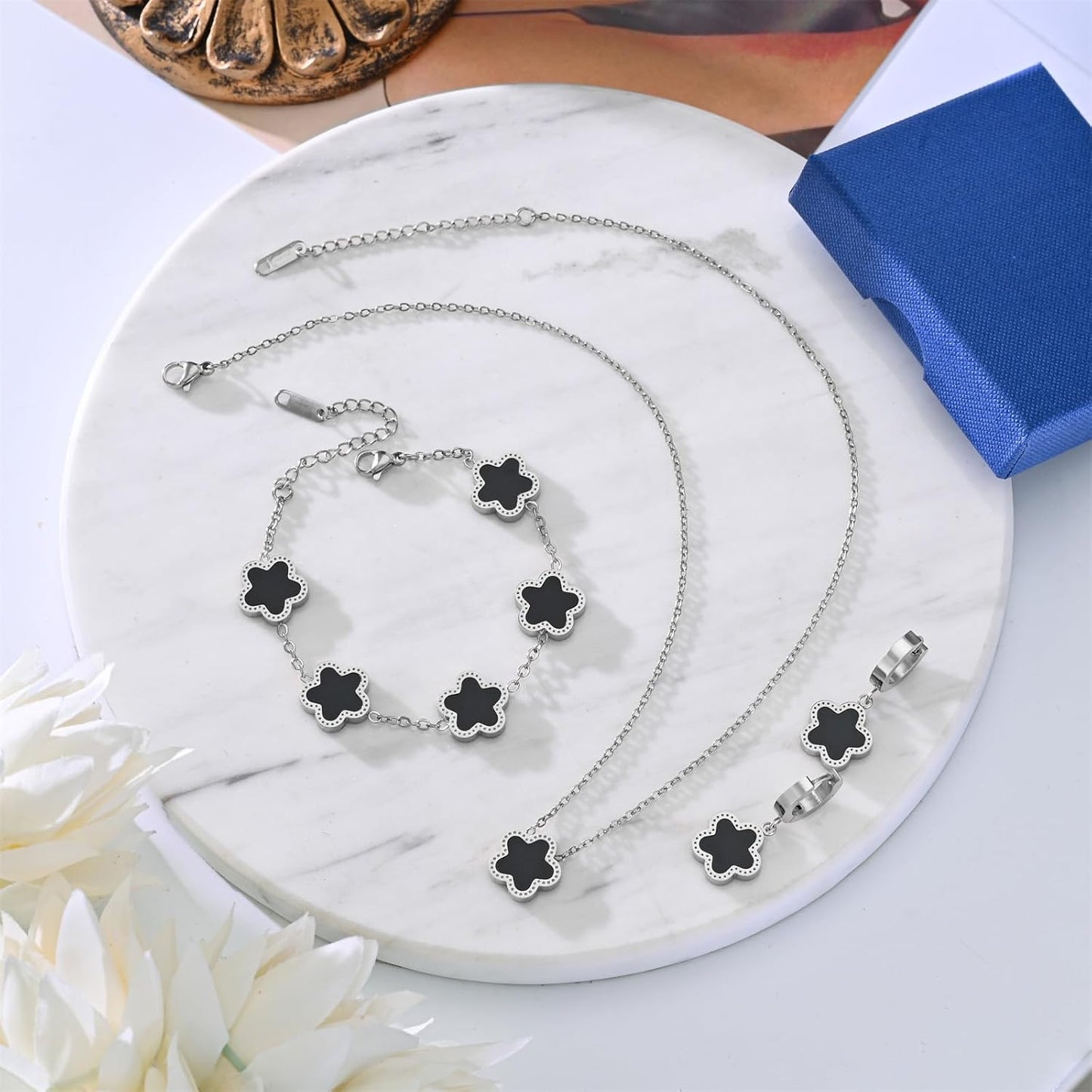 Lucky Clover Jewelry Set 18K Gold Plated Five Leaf Clover Necklace Bracelet Earrings Set Flower Jewelry Sets Birthday Gifts for Women