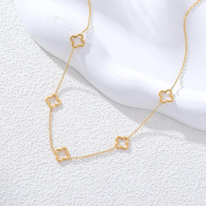 18K Gold Plated Four Leaf Clover Necklace Exquisite Gold Four Leaf Clover Necklace Stainless Steel Flower Lucky Pendant Dainty Jewelry Gifts