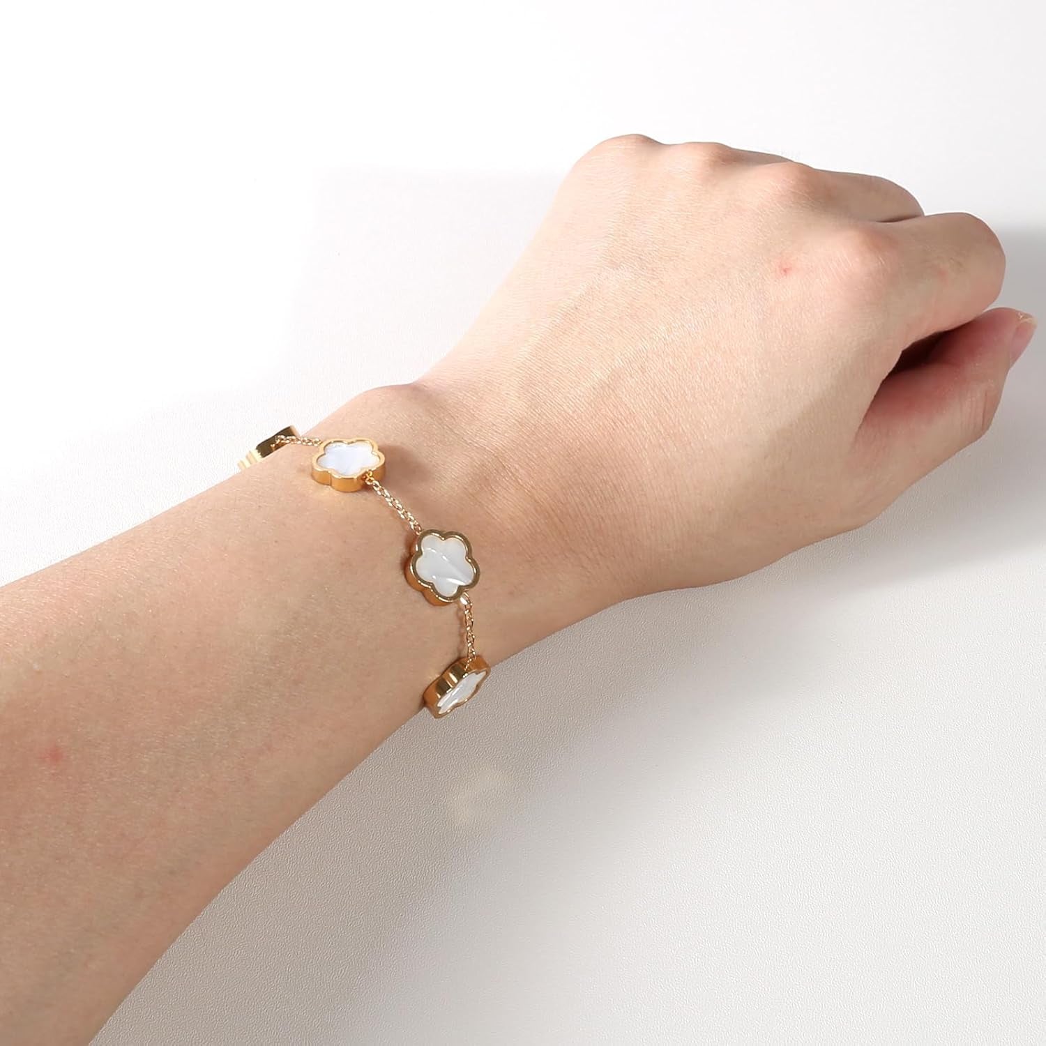 18K Gold Plated Clover Lucky Bracelet for Women White/Black