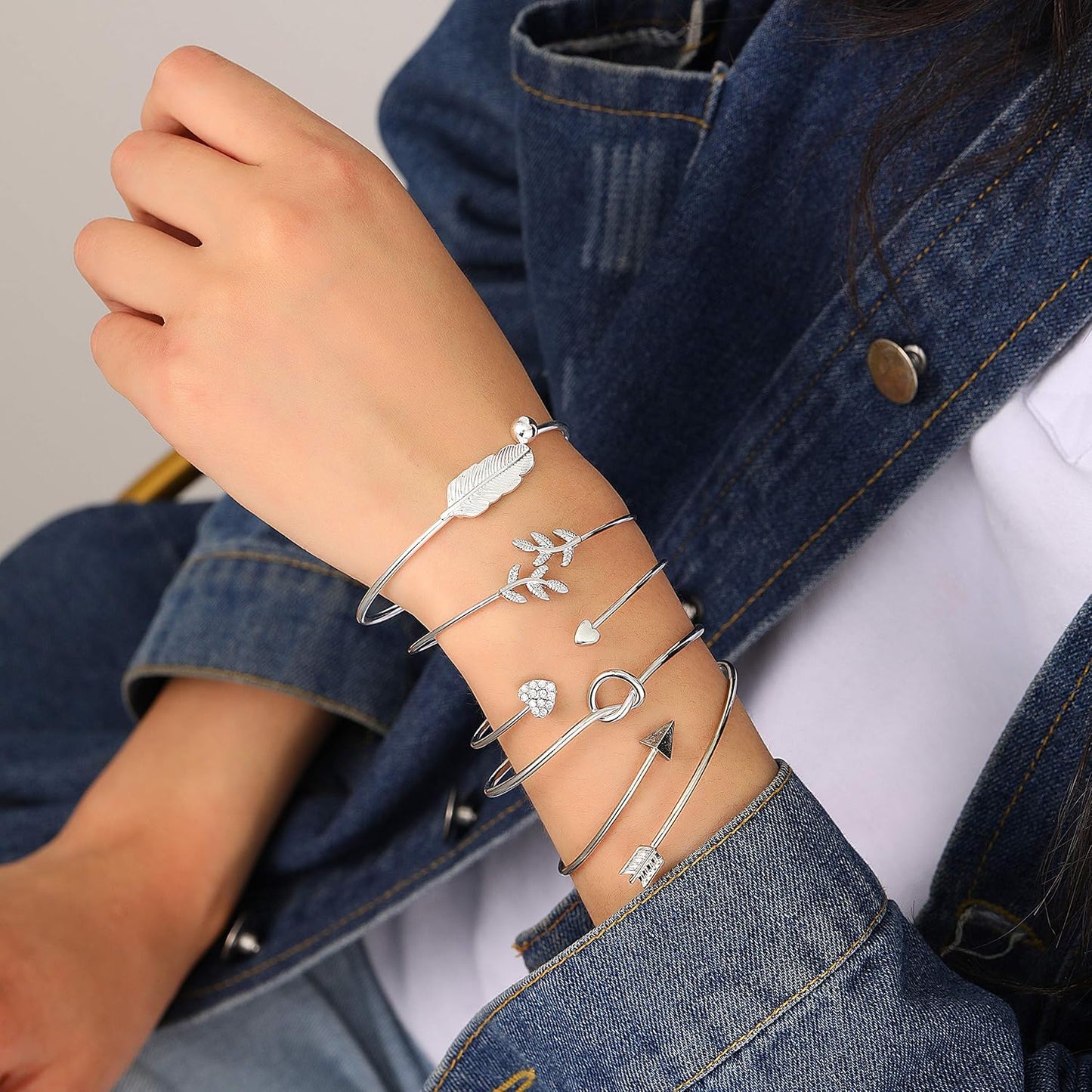 Knot heart rose gold adjustable bracelet design