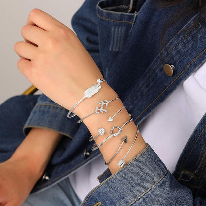 Knot heart rose gold adjustable bracelet design