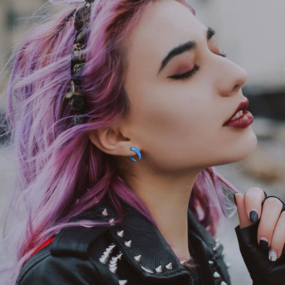 Black O-rings included with septum gauge stretching kit