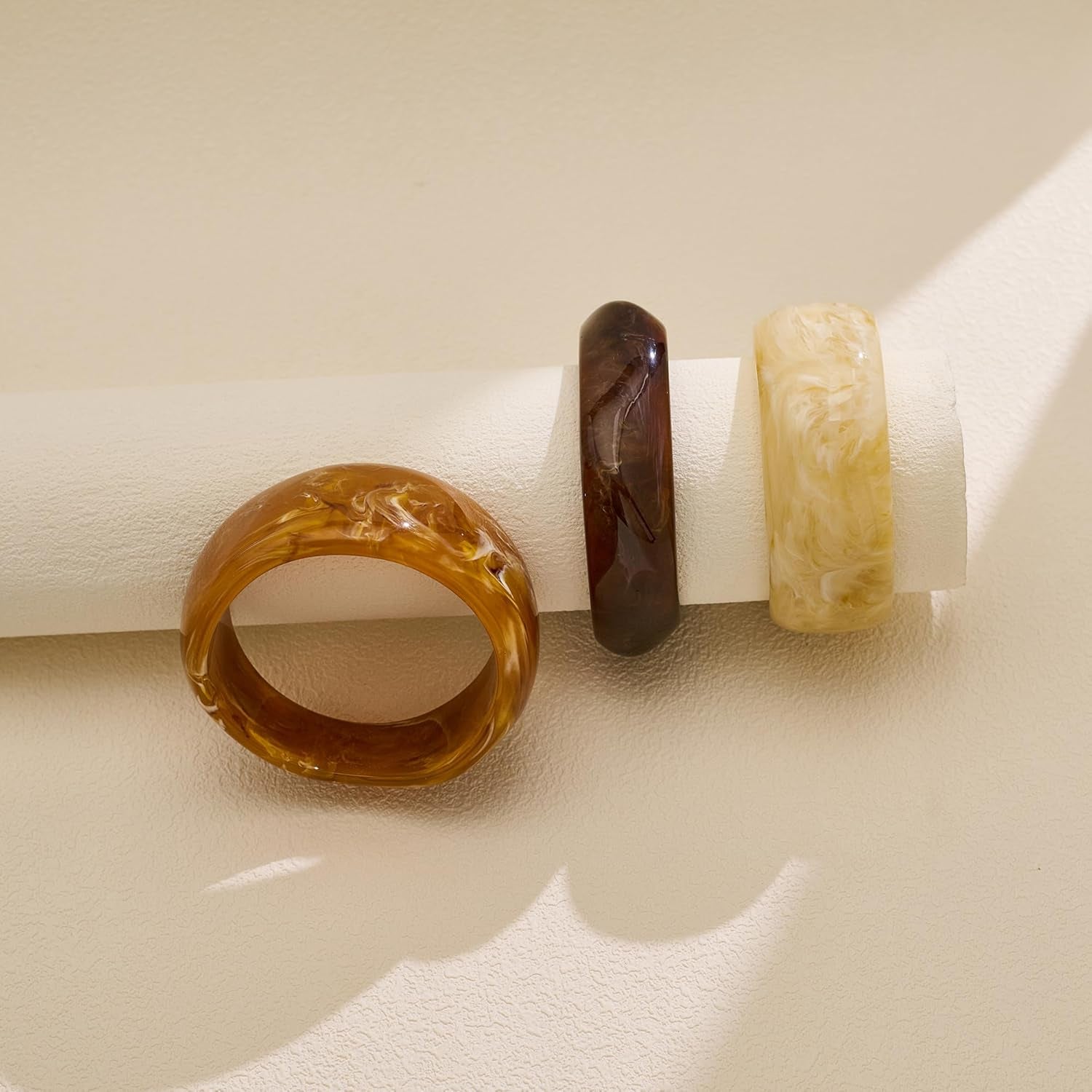 Acrylic Resin Bangles Bracelets for Women Wide Irregular Geometric Wristband Statement Bracelet Punk Chunky Acrylic Resin Bangle