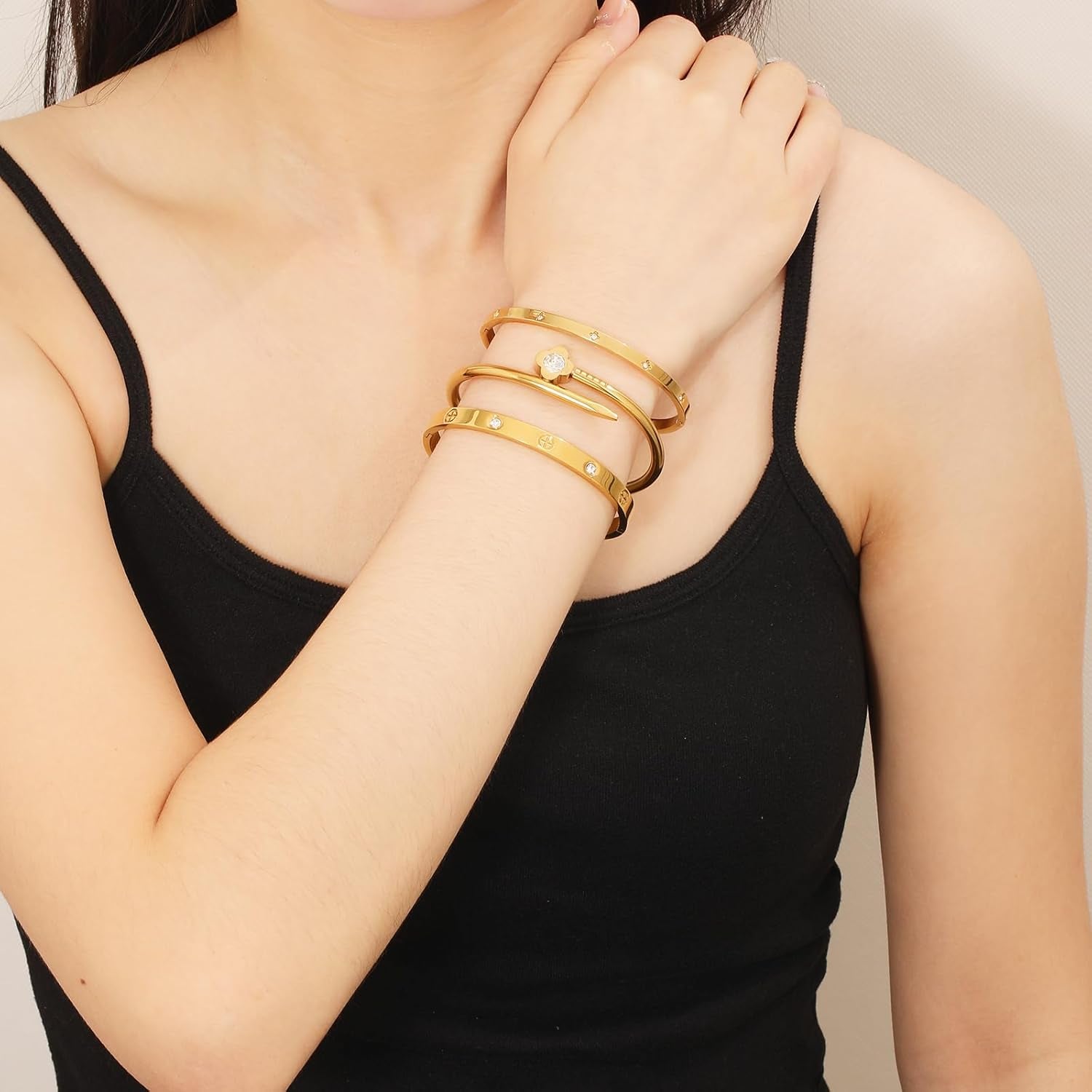 3Pcs Gold Bracelets for Women Stainless Steel Bangle Bracelet Set for Women Gold Love Bangle Non Tarnish Jewelry with Sparkling Crystal Inlay for Love Gifts