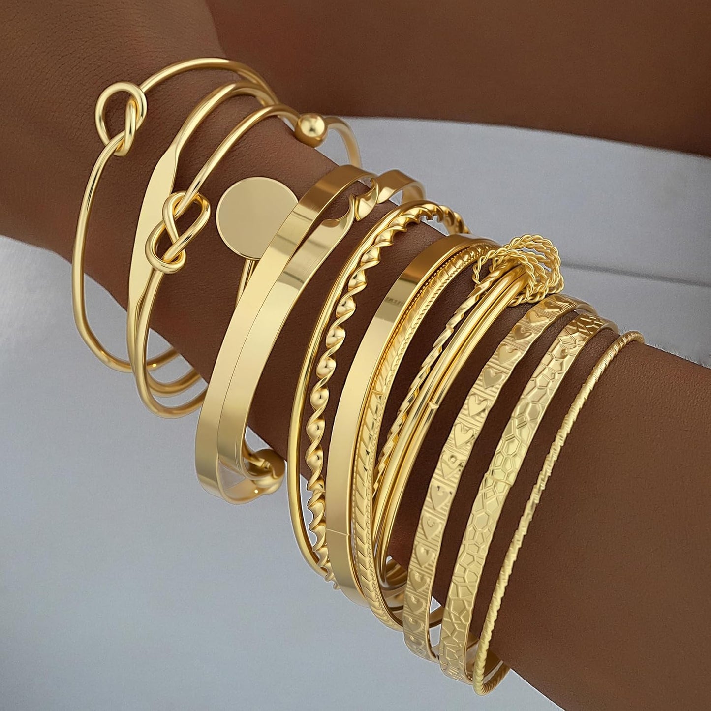 FAXHION Gold Bangle Bracelets for Women, 14 Pcs Multi Layer Stackable Bangle Set, 14K Gold Plated Textured Chunky Bracelets Boho Jewelrys Set