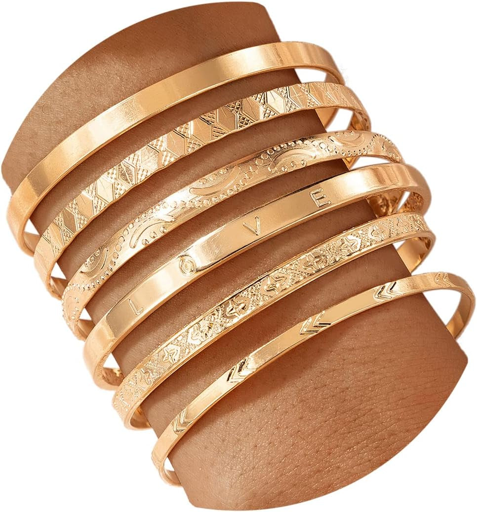 Women'S Stackable Gold Cuff Bangle Bracelets - Boho Retro Wide - Face Design with Graceful Temperament, Totem Embossed & Love Charm Sets, Ideal for Layered Styling and Festival Accessories
