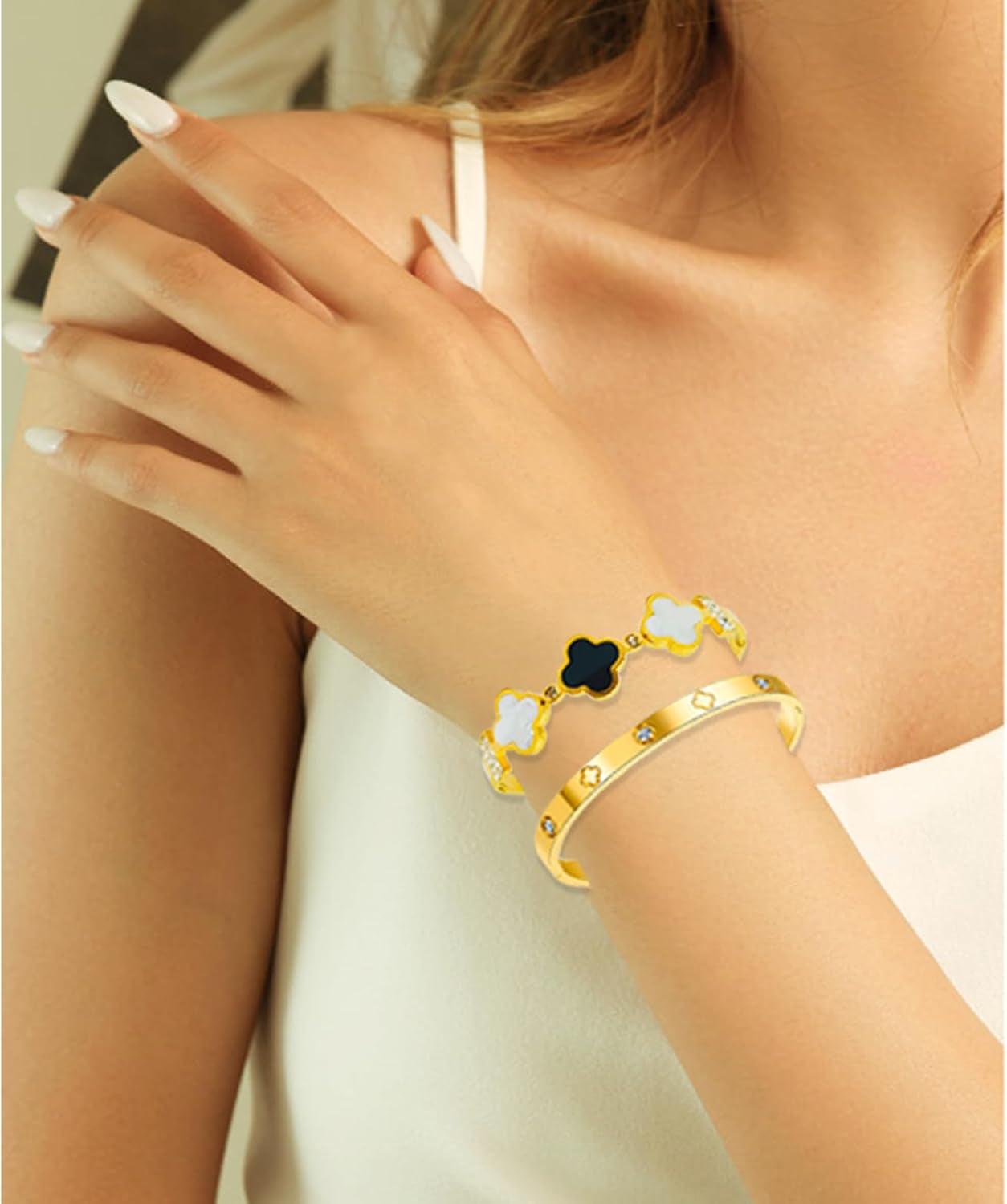 Clover Bracelet for Women, Stainless Steel Four Leaf Clover Bracelet, 18K Gold Plated Stackable Bracelet Jewelry, Lucky Love Cuff Bangle, Birthday Gift for Women