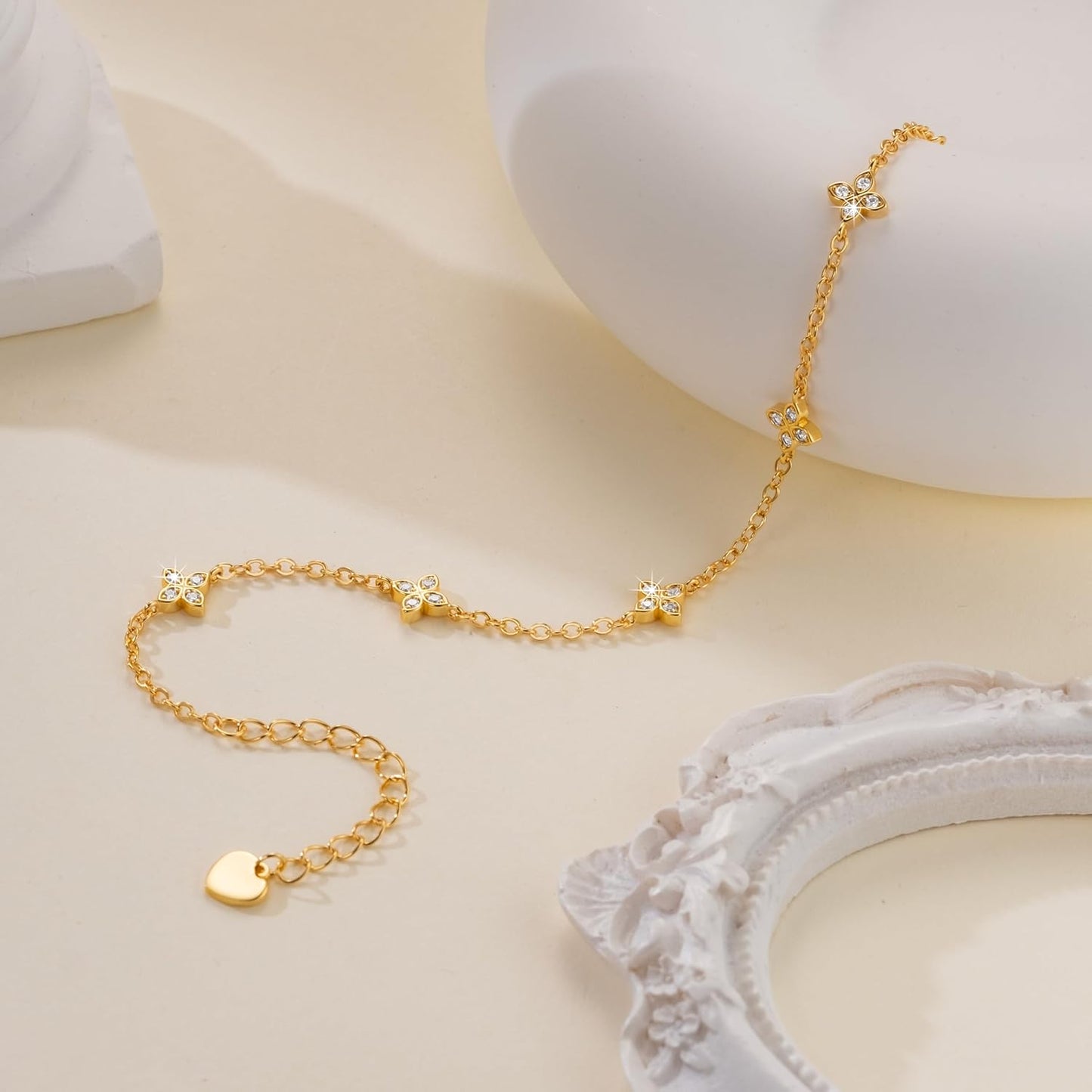 VSNPO 14K Gold Bracelets for Women Gold Clover Bracelets for Women Chain Bracelet Classic Four-Leaf Clovers Element with Cubic Zirconia Trendy Womens Four Leaf Clover Bracelet