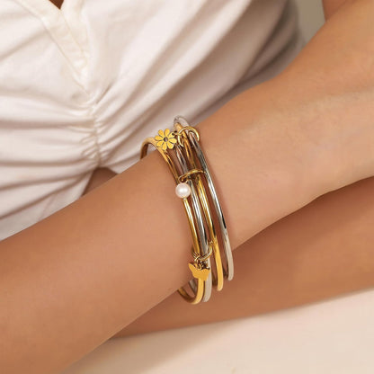 DS Bangle Bracelets for Women 18K Gold Plated Stainless Steel Layering Glossy Stackable Thin round Wire Cuff Bangle Bracelets Dainty Solid Polished Bracelet Minimalist Jewelry Best Gifts for Love