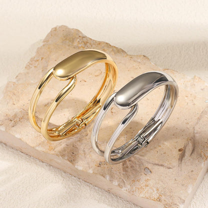 Chunky Gold Bracelet for Women, 14K Gold Plating Open Hollow Asymmetrical Geometric Bracelets Fashionable Minimalist Gift Jewelry