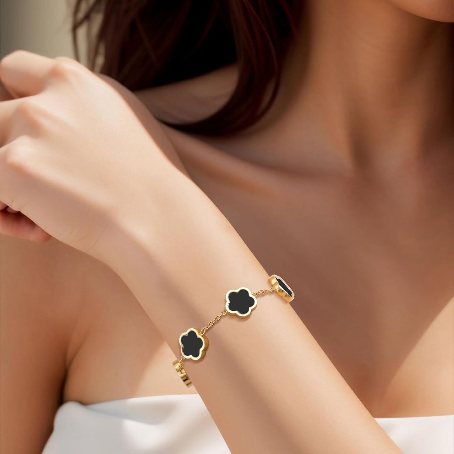 Double-Sided Clover Jewelry Set - 18K Gold Plated Flower Design Five Leaf Clover Bracelet Pendant Necklace and Stud Earrings for Women.Lucky Gifts for Mom Wife Daughter Friends