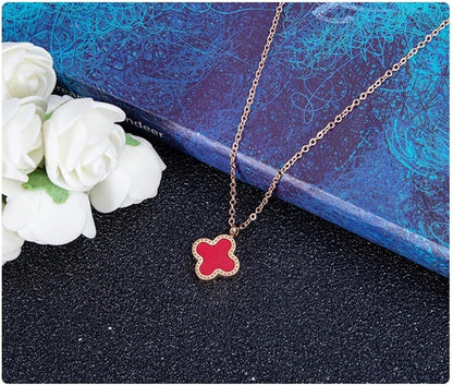 Reversible Clover Pendant Necklace – Titanium Steel Gold Chain – Black & Red Enamel – Four Leaf Lucky Charm Jewelry for Women