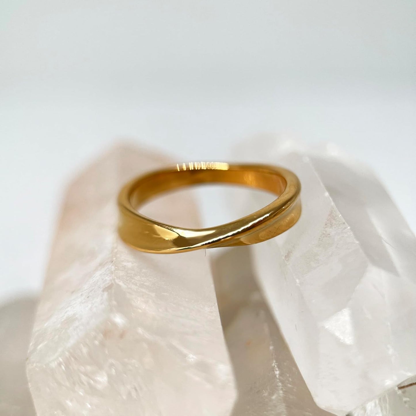 Wedding promise ring twisted design in 18K gold plating