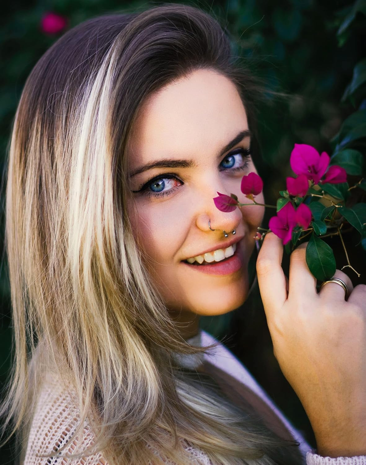 4-6PCS Fake Nose Ring Fake Septum Ring Magnetic Nose Ring Magnetic Septum Nose Ring Magnet Septum Piercing Fake Piercings Faux Nose Rings for Women Men Clip on Nose Ring Non Piercing