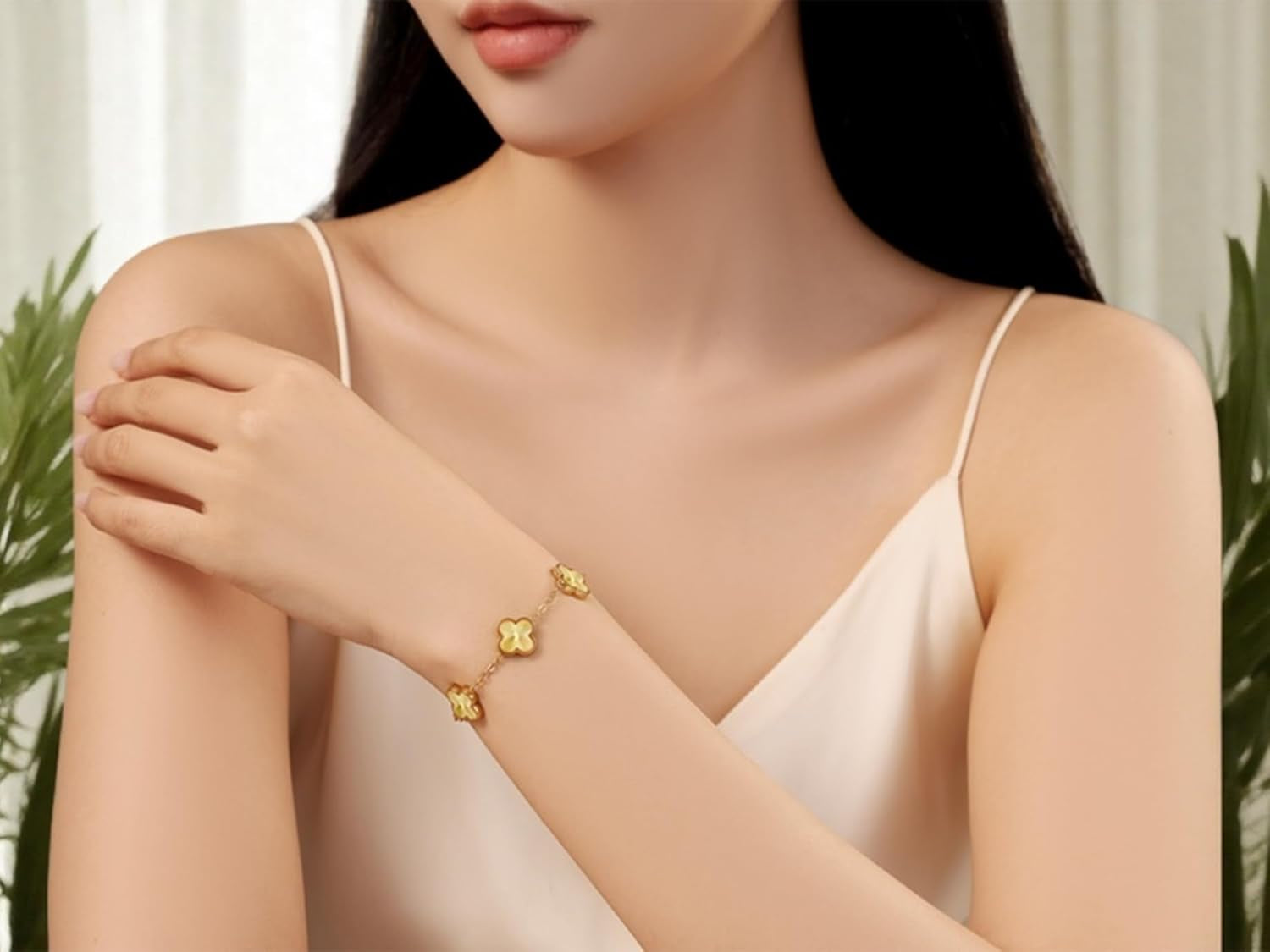 (Sturdy Version) 18K Gold Plated Bracelets for Women Men (Double Sided) Four Leaf Clover Cute Trendy Lucky Braclet (Adjustable) Fit Wrist within 8 Inch, Gold White Black Green Blue Red Pink