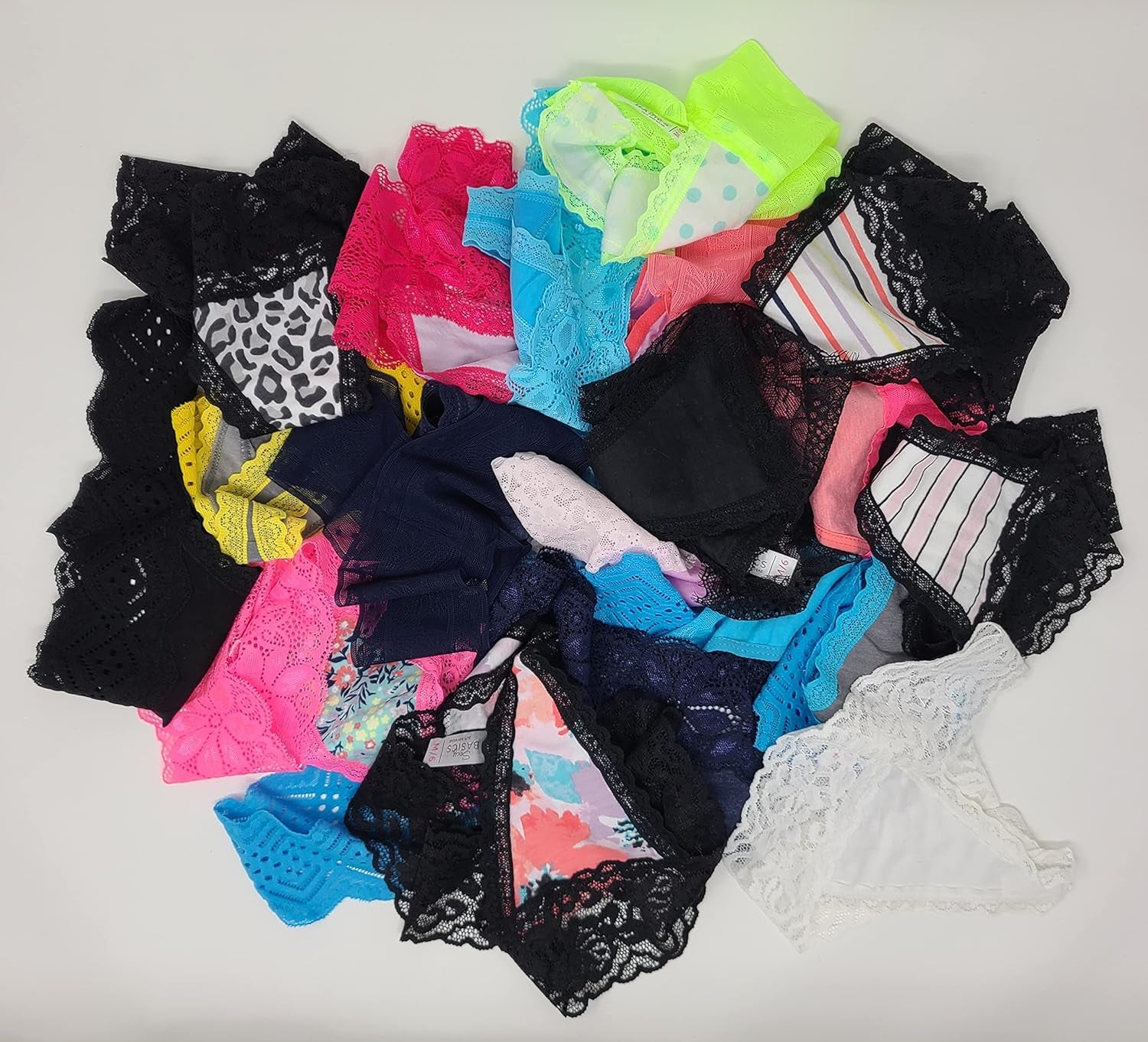 Breathable cotton hollow-out thong underwear for women