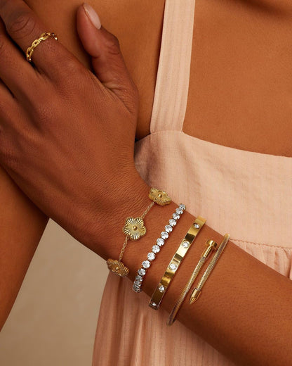 Gold Tone Clover Bracelets Set Love Bangles Bracelets for Women Non Tarnish, Stacking Bracelets Trendy Jewelry Gift for Women